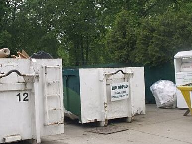 Které druhy odpadu mohou být na sběrné dvory odevzdávány?